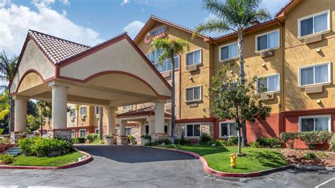 Hotels near Six Flags Magic Mountain Stevenson .